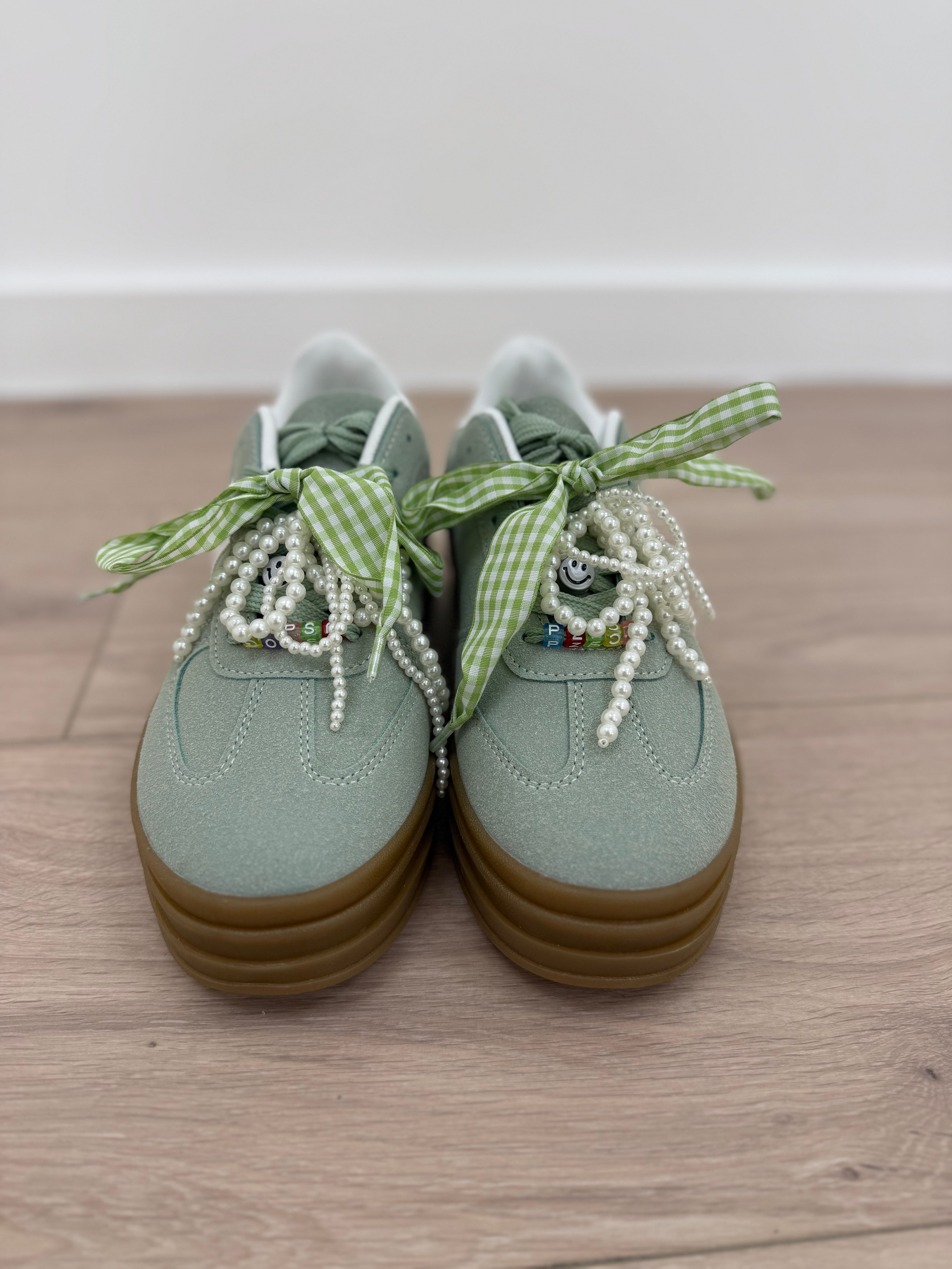 SNEAKERS CHARM VERDE