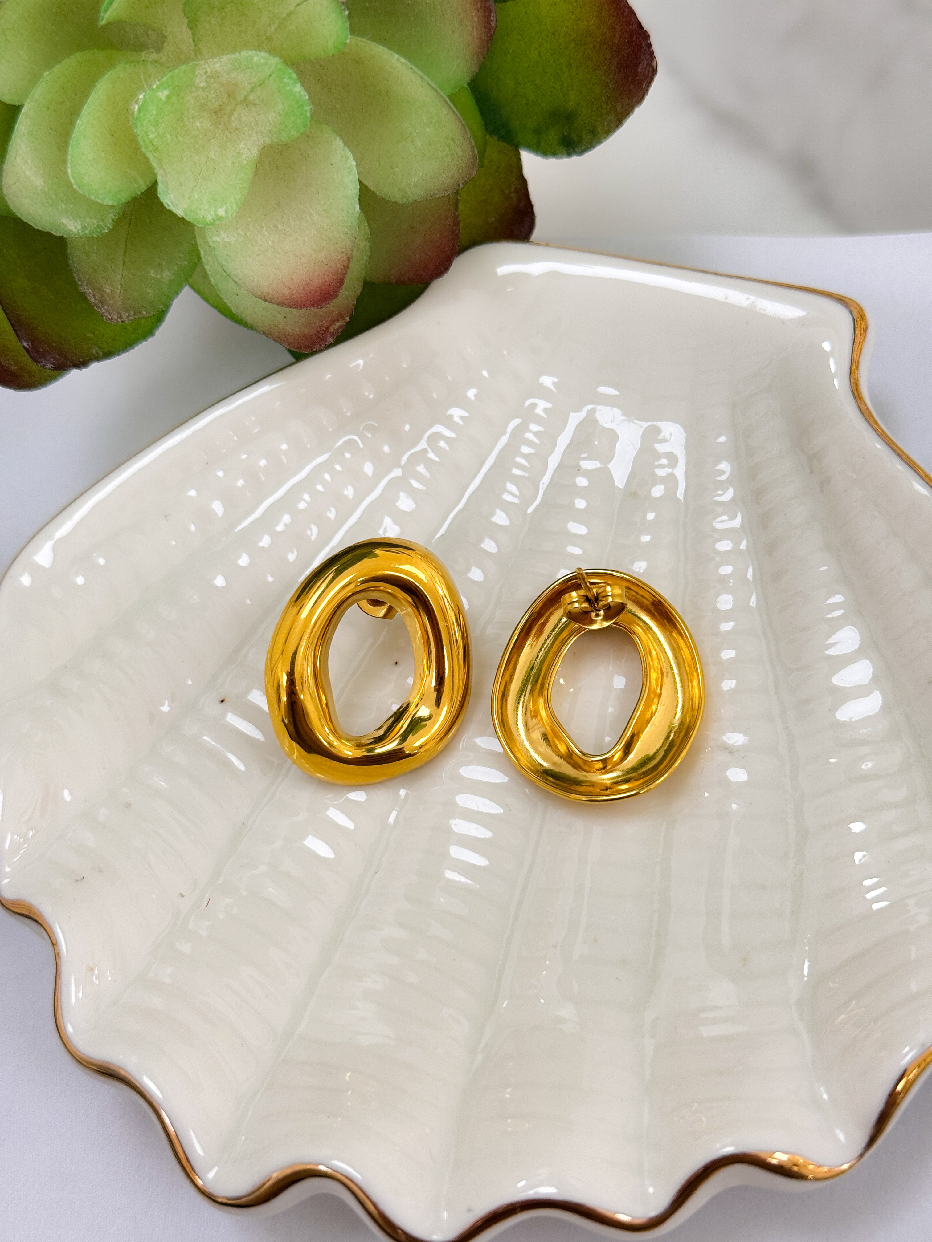 Orecchino Ovale 01 ORO