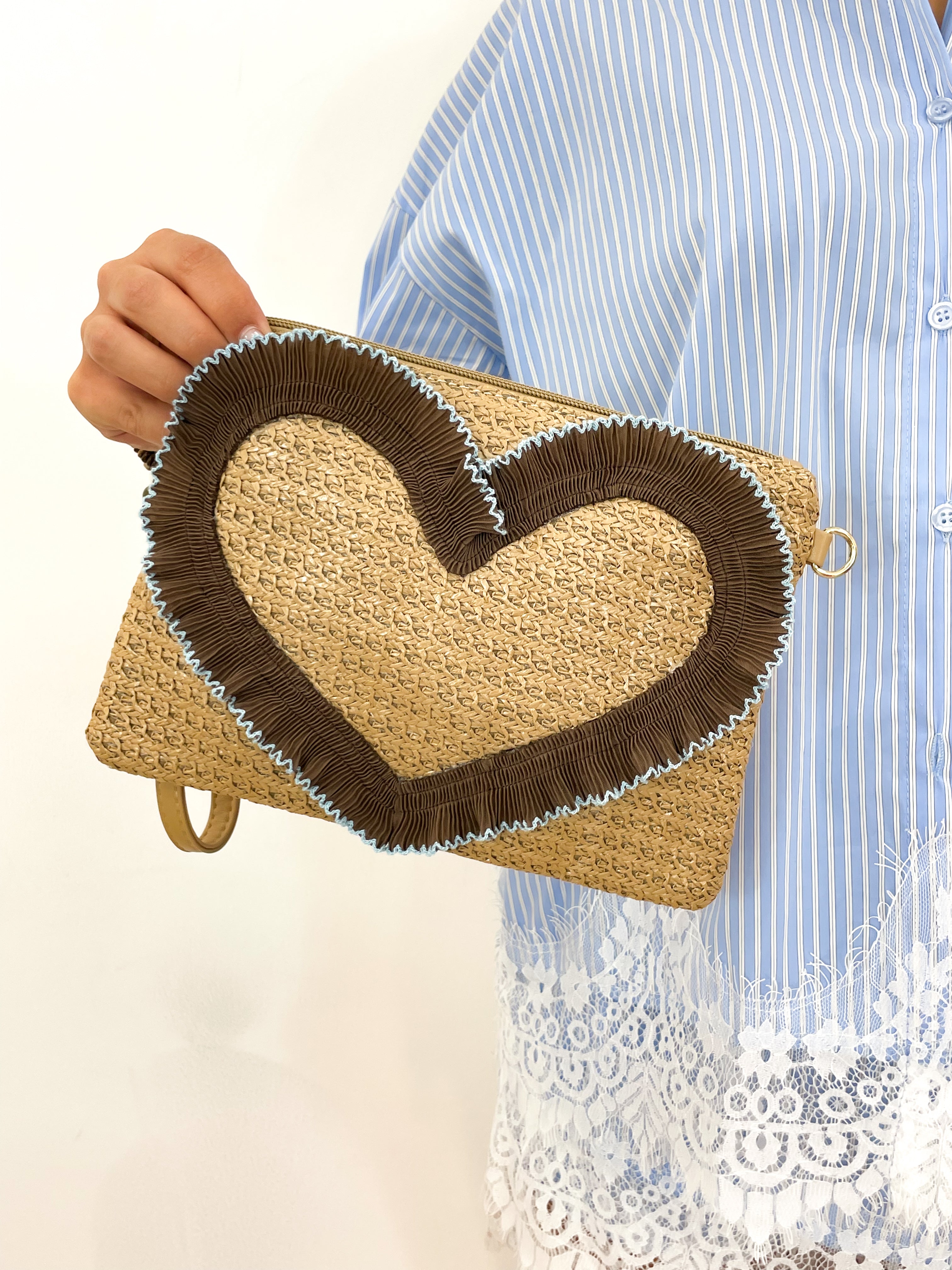 Pochette cuore azzurro/marrone
