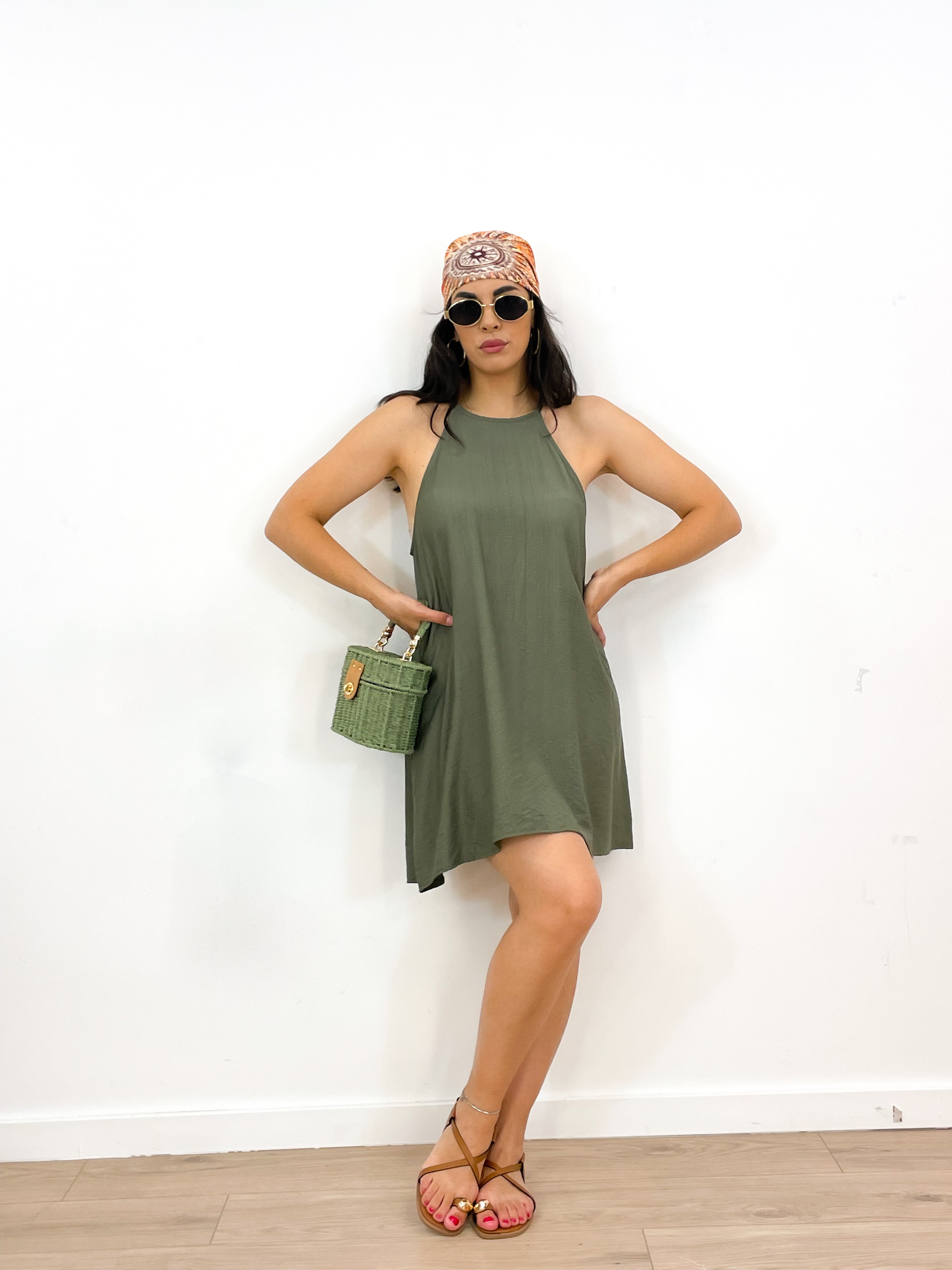 Abito minimal verde militare